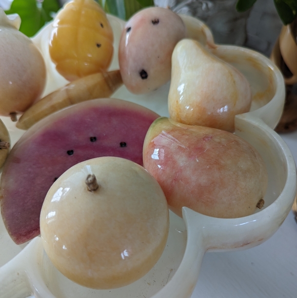 Onyx pedestal decorative fruit bowl - Picture 4 of 8